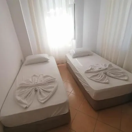 Okurcalar çimtur Tatil Sitesi Villa *