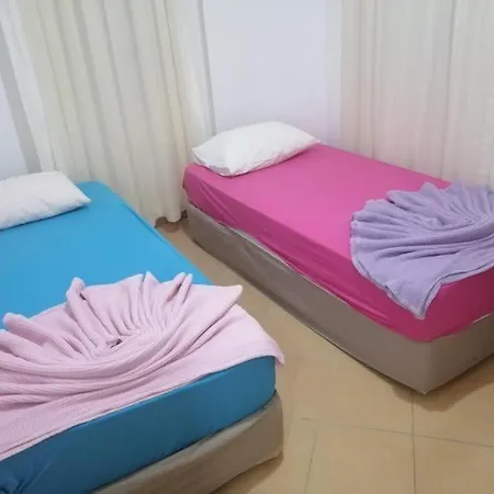 Villa Okurcalar çimtur Tatil Sitesi *